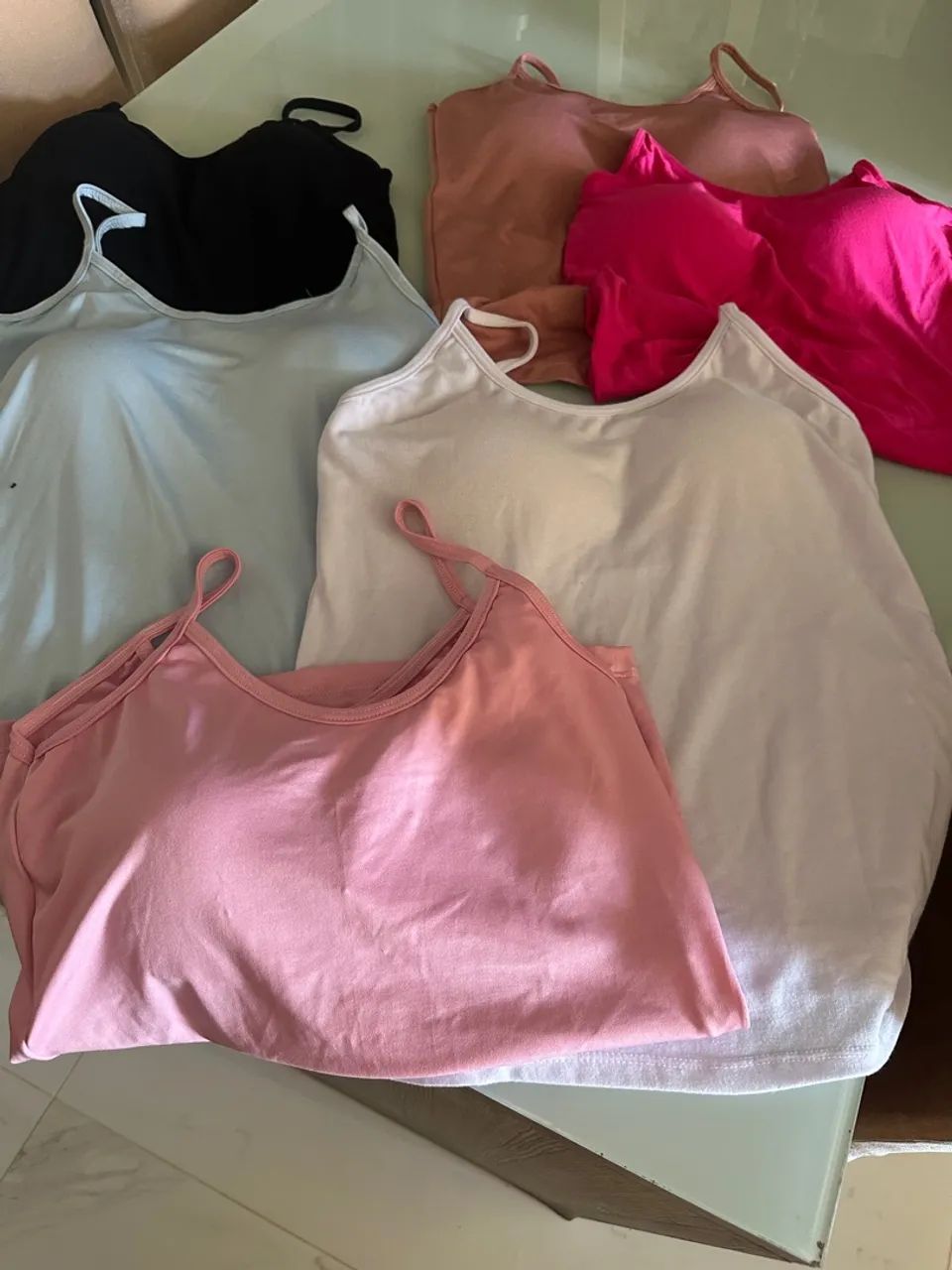 Conjunto de Blusas Femininas cores diversas : 25 reais cada! - Foto 4