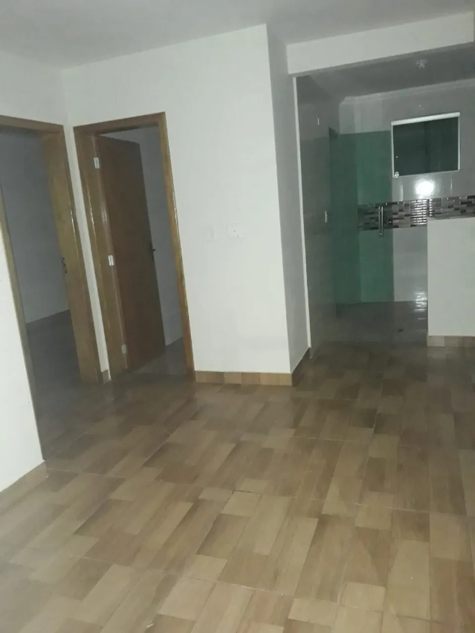 VENDE APARTAMENTO COM GARAGEM E AREA PRIVATIVA