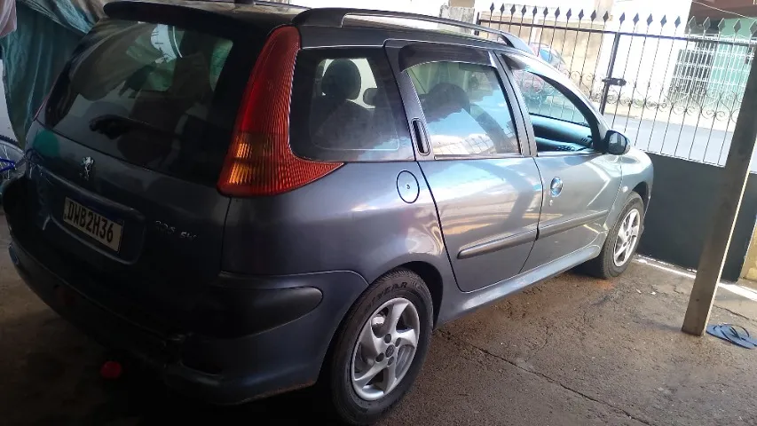Peugeot sw 206 presence 1.4 CD carro econômico flex