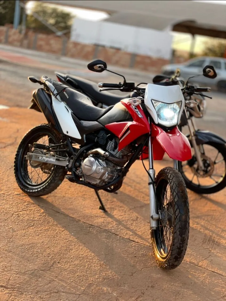 Bros 150 2011 com kit da 2014