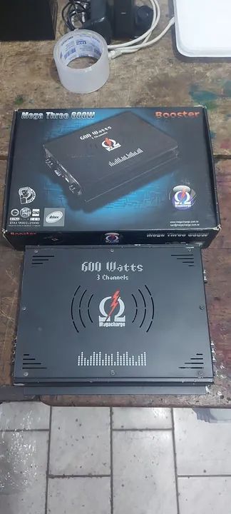 Modulo som automotivo Megacharger 600w 3 canais na caixa. Bruto demais toca muito