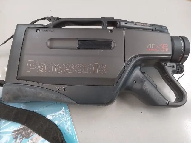 Filmadora Panasonic Omnimovie PV720 muito conservada. - Foto 2