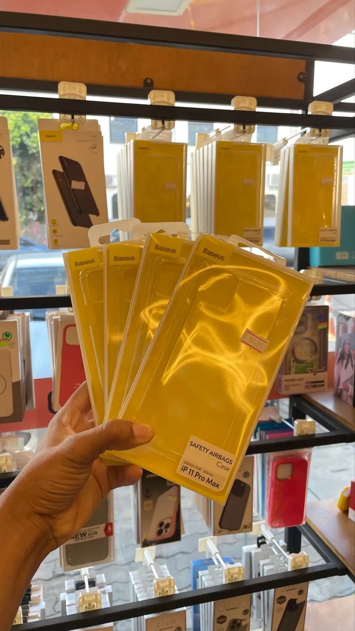CAPA ORIGINAL BASEUS IPHONE 11 PRO MAX TRANSPARENTE  - Foto 3