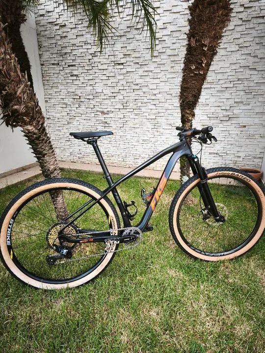 Bike carbono FKS tamanho M, aro 29, 12 velocidades  - Foto 4