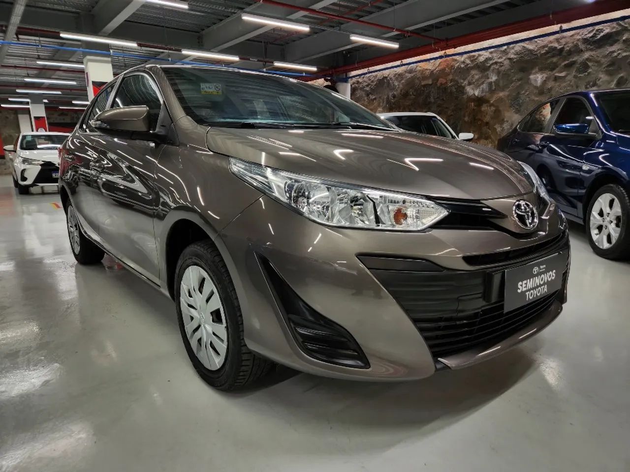 Toyota Yaris 1.5 16V FLEX SEDAN XL LIVE MULTIDRIVE - Foto 3