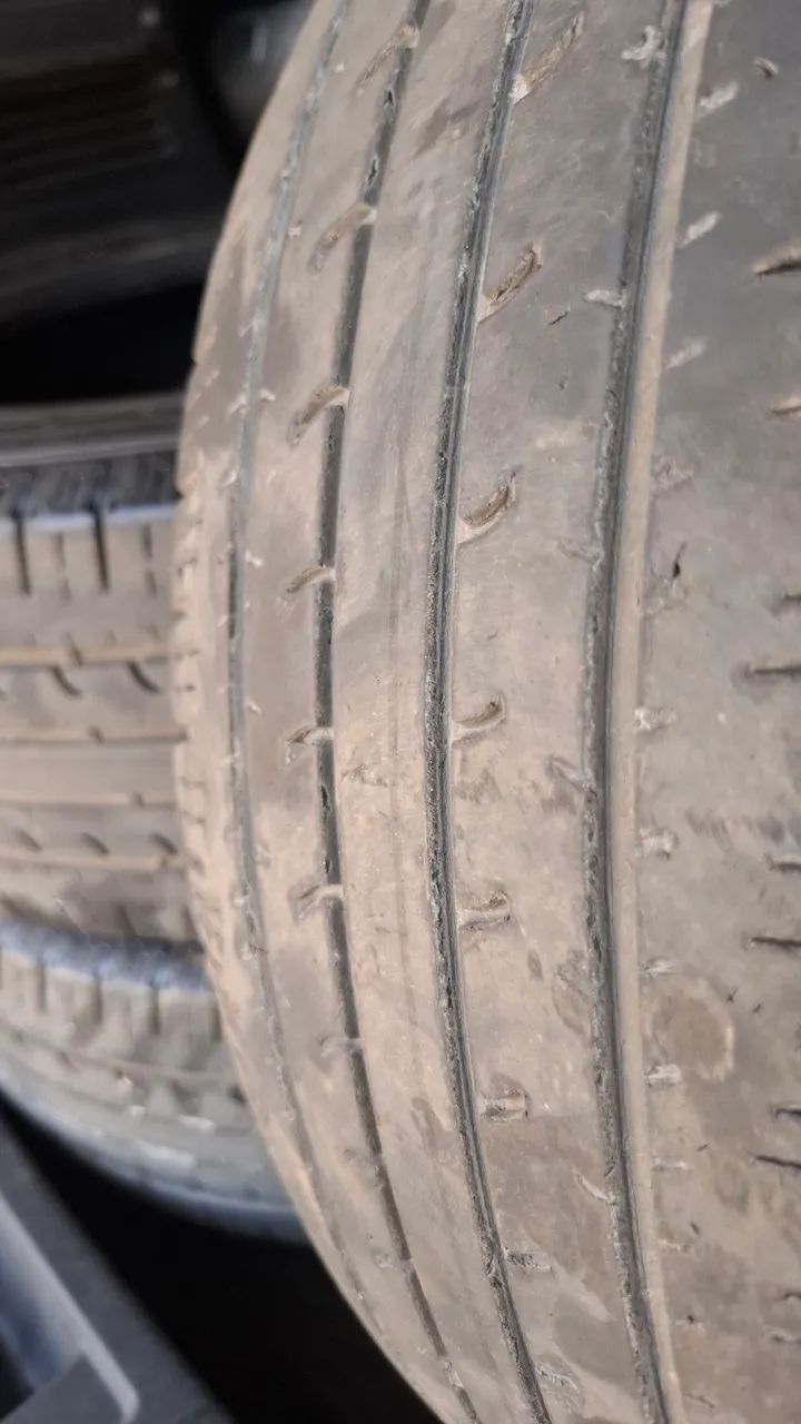 Pneu 215 55 17 goodyear  - Foto 6