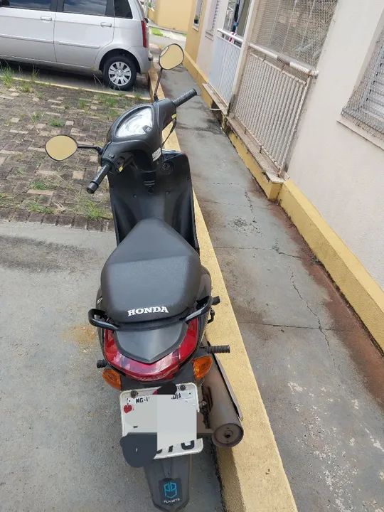 BIZ  100. 2013  ES    - Foto 3