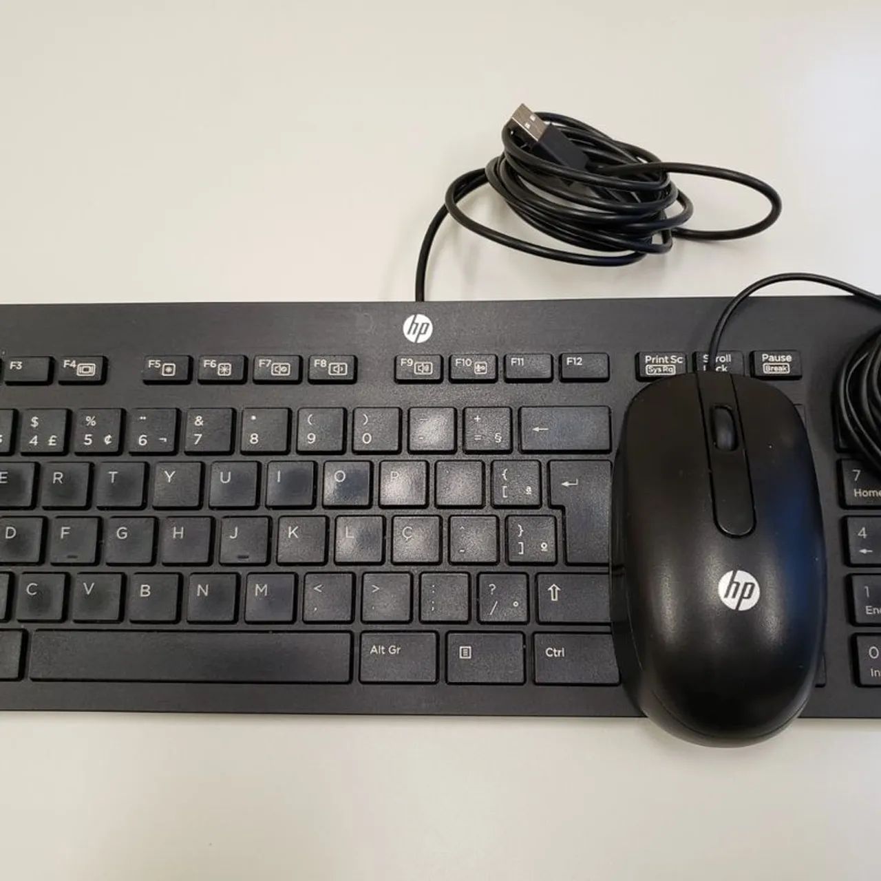 Kit Teclado e Mouse HP - Preto