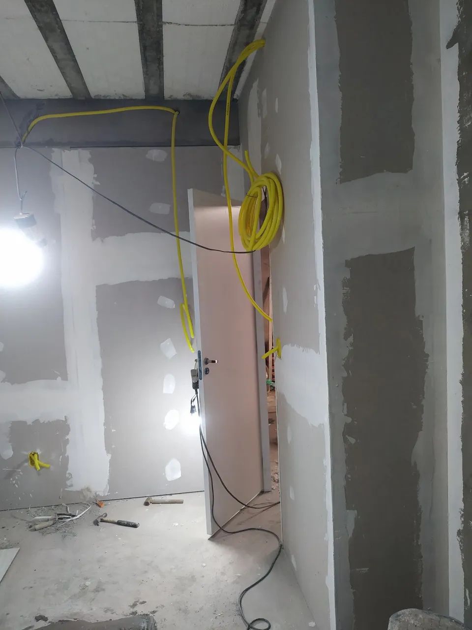 PAREDE DE DRYWALL, PAREDE DE GESSO ACARTONADO