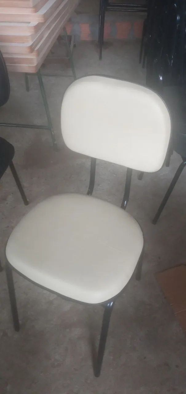 Cadeira fixa almofadada secretária  - Foto 4
