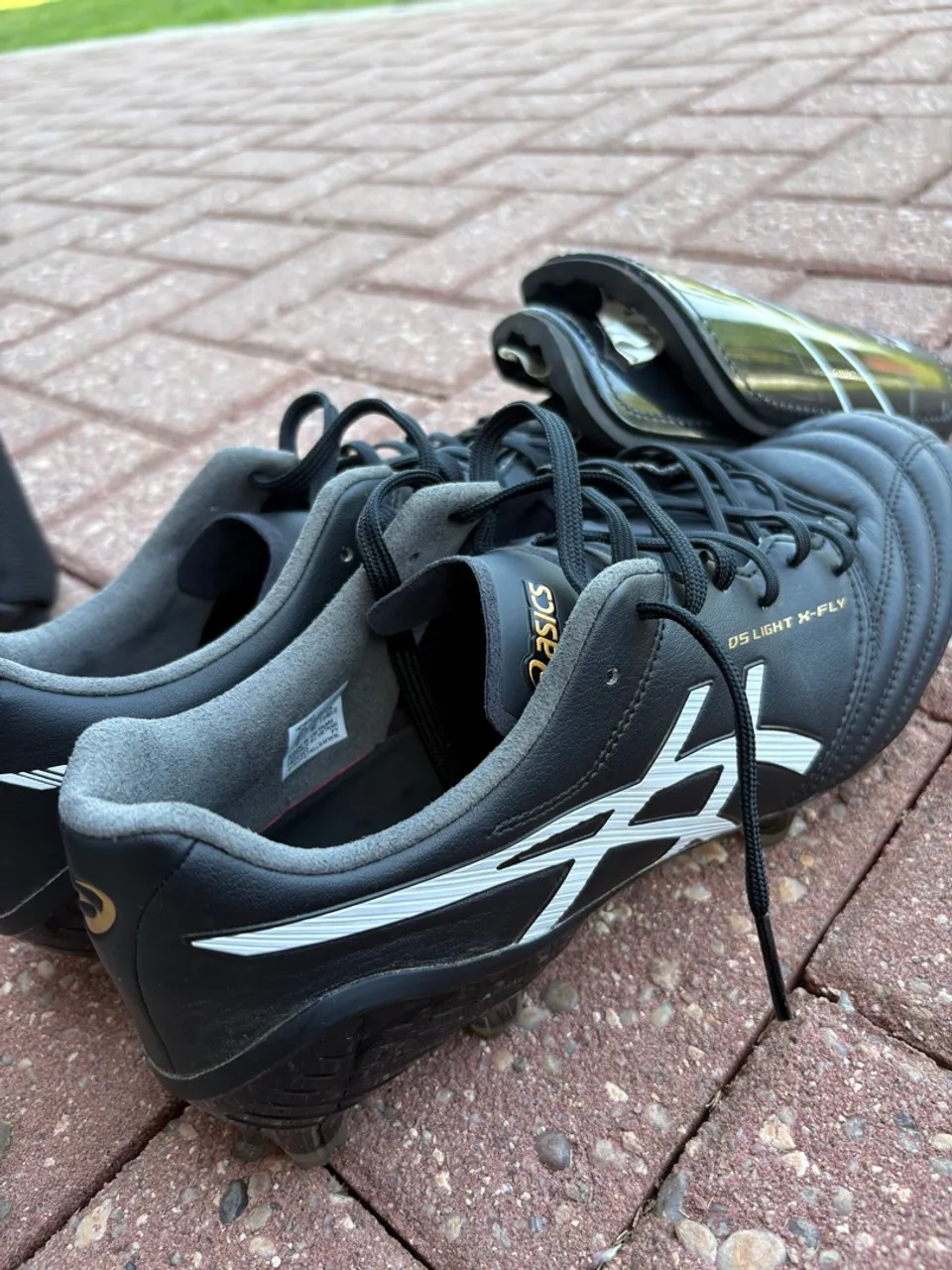 Chuteira asics n 40
