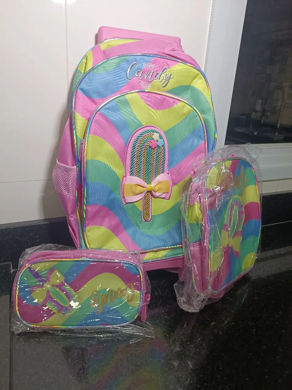 Kit Mochila Escolar Candy Kids Completo