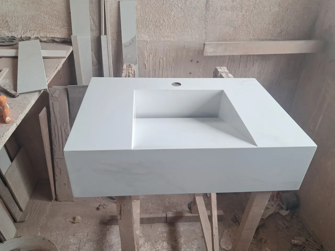 Cuba de Banheiro em Material Moderno