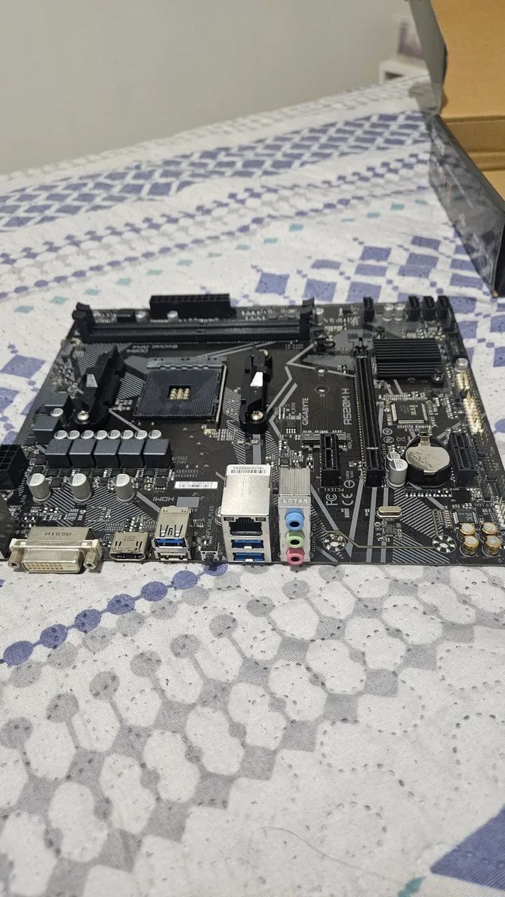 A520M H Gigabyte Defeito64289275206402122