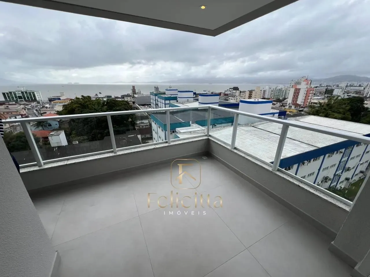 Apartamento Padrão Residencial - Pronto para morar Unic Residence | Barreiros - São José/S