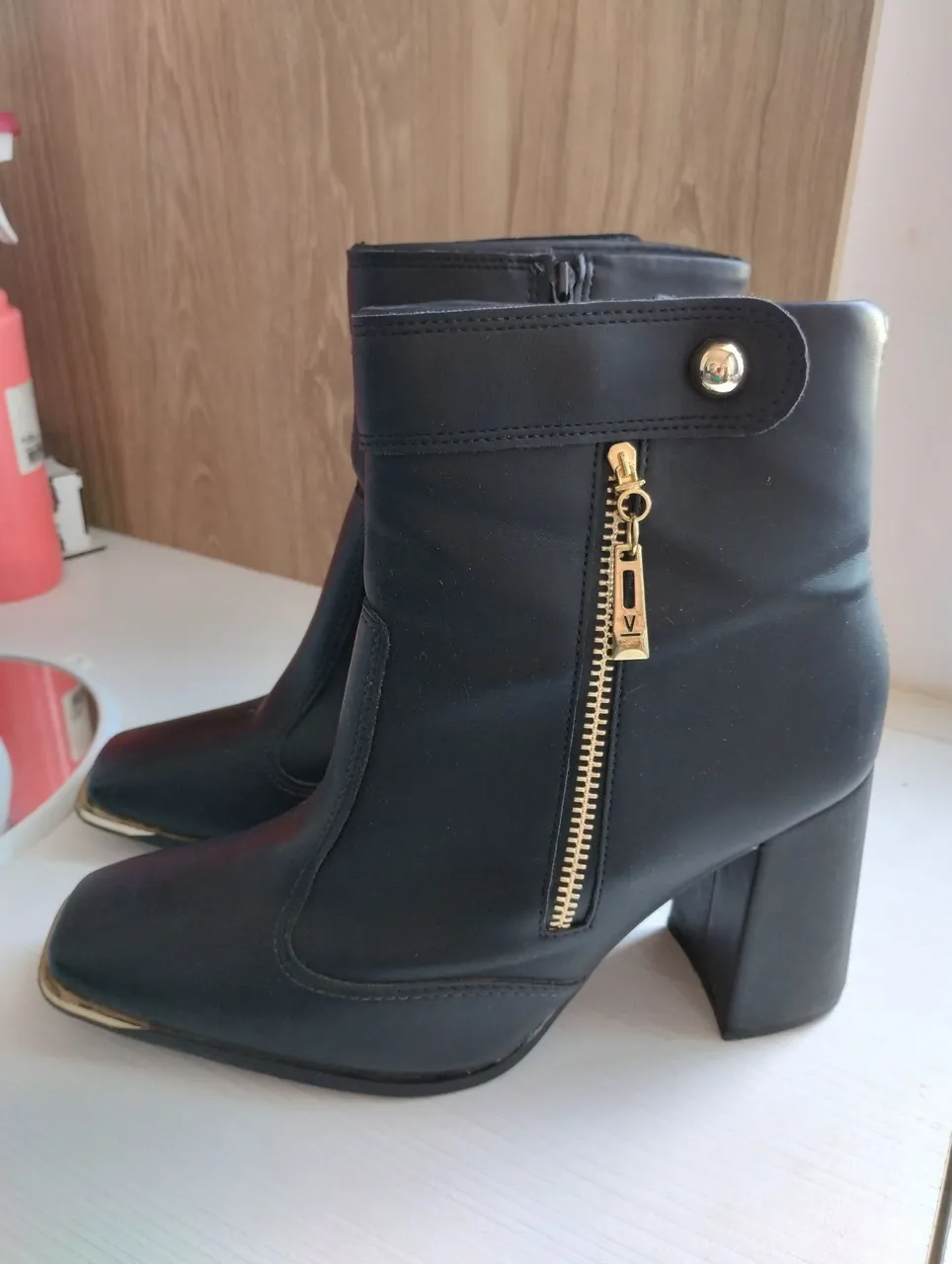 Bota Vizzano Cano Curto Feminina 