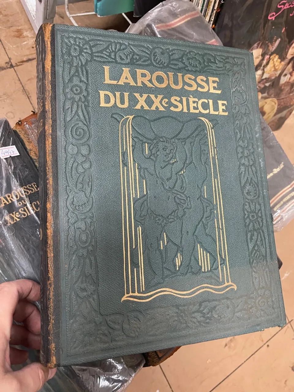 Coleção em 6 volumes Larousse Du xx e siecle em francês - Foto 2