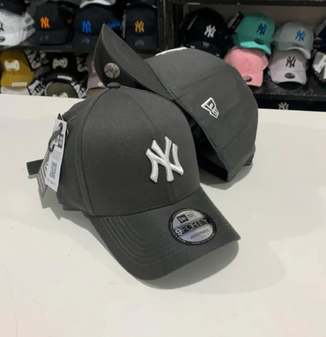 Boné Unissex - Aba Curva - Estilo Premium - R$40,00 Cada