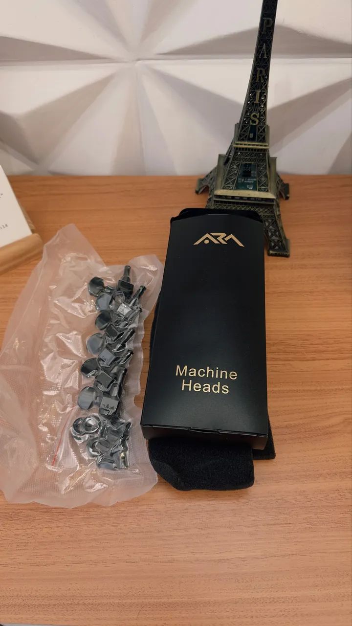 Tarraxas com trava Cor preto