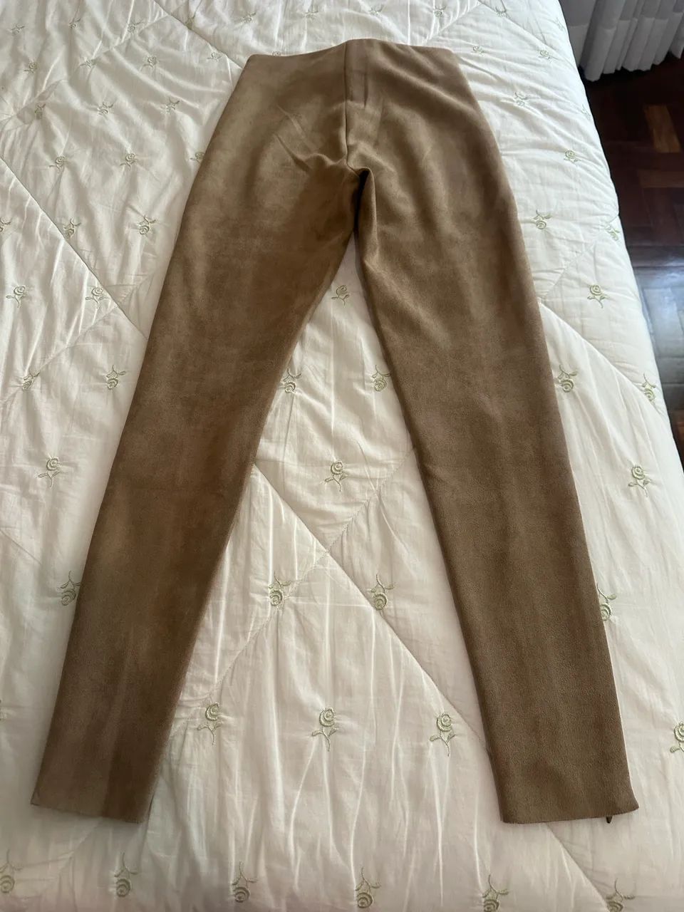 Calça bege zara Roupas Laranjeiras, Rio de Janeiro 1450396457