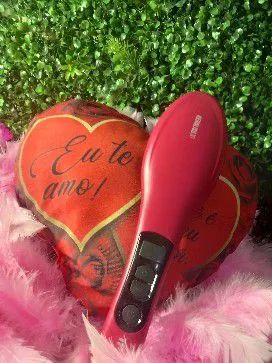 Escova Elétrica para Cabelo - Alisa e Modela! - Foto 2