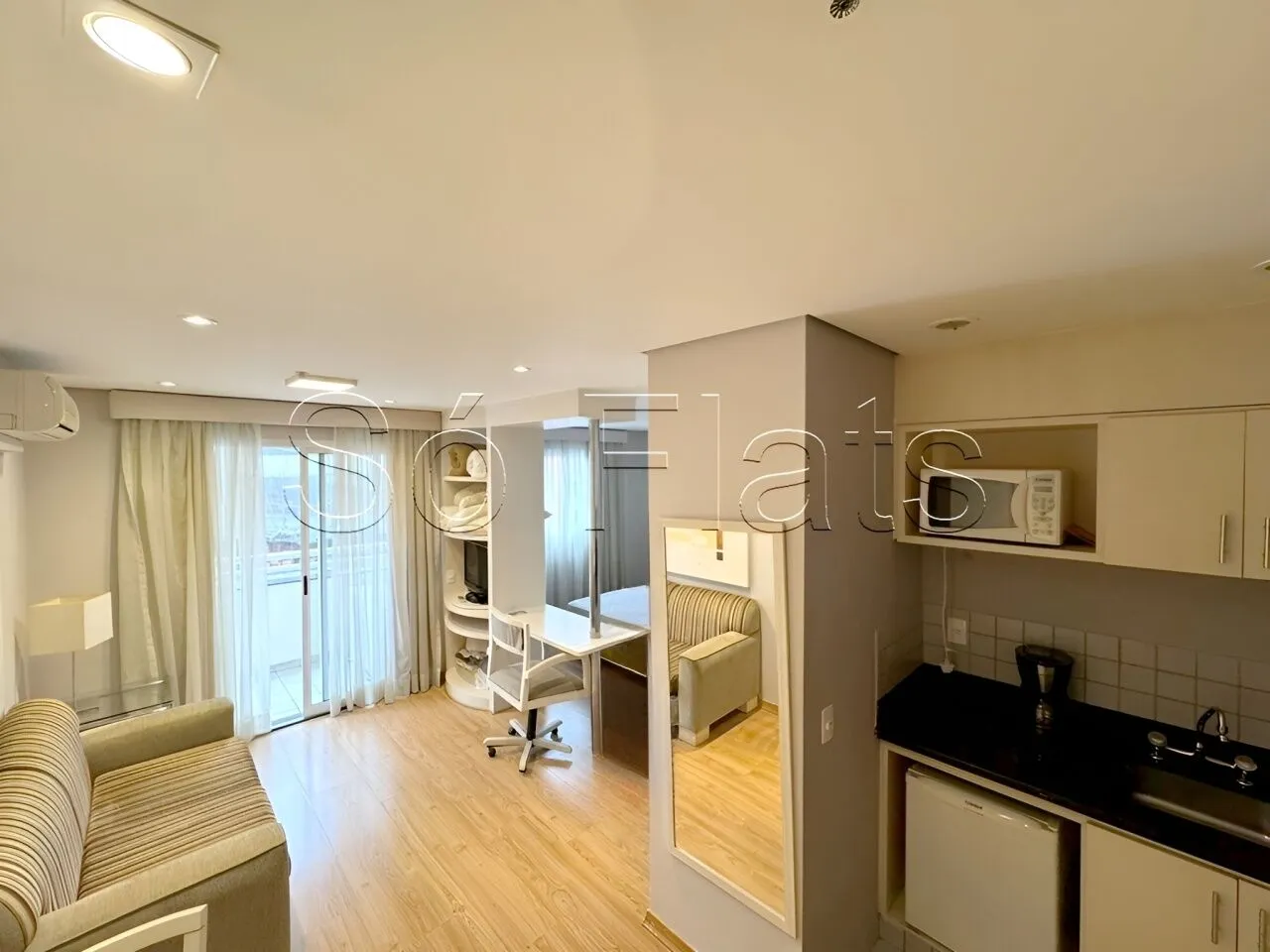 Flat no Saint Charbel disponível para locação ao lado da Av 9 de Julho e Shopping Frei Can