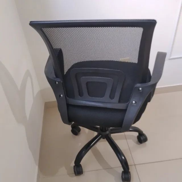 Cadeira de escritório rotativa - Foto 2