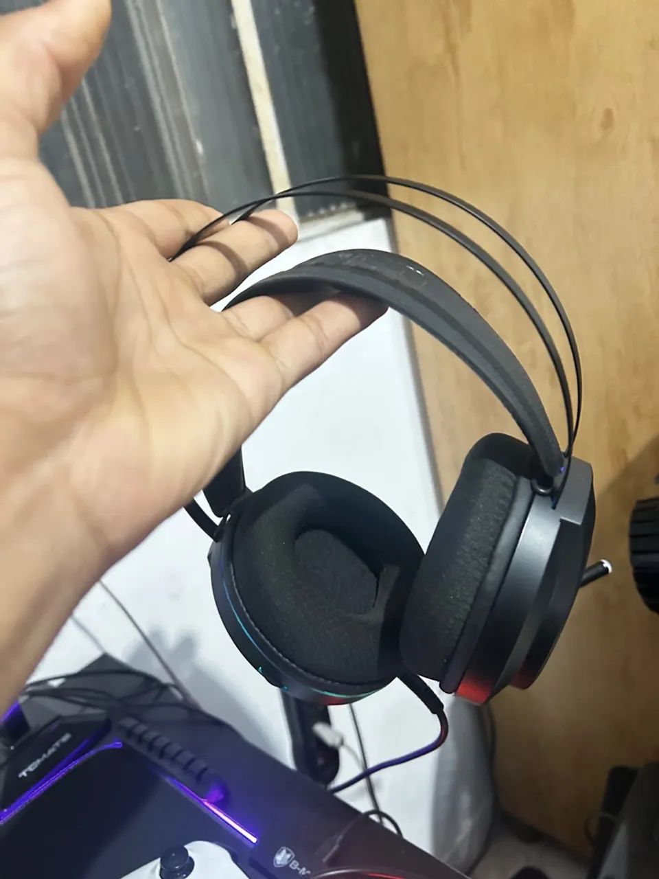 Headset Gamer HyperX com Iluminação RGB - Foto 2