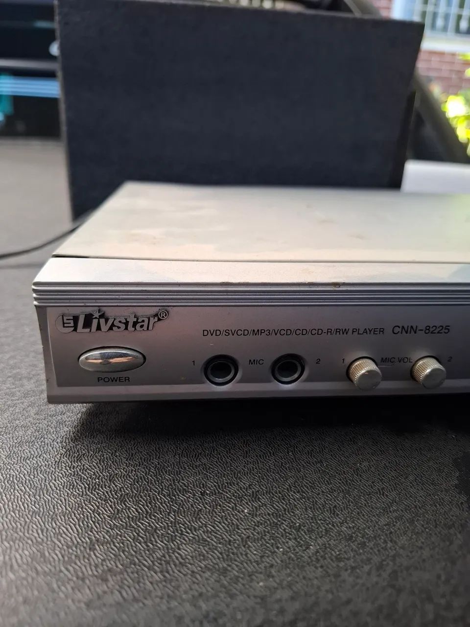 DVD Player Livstar CNN-8225 // COM DEFEITO