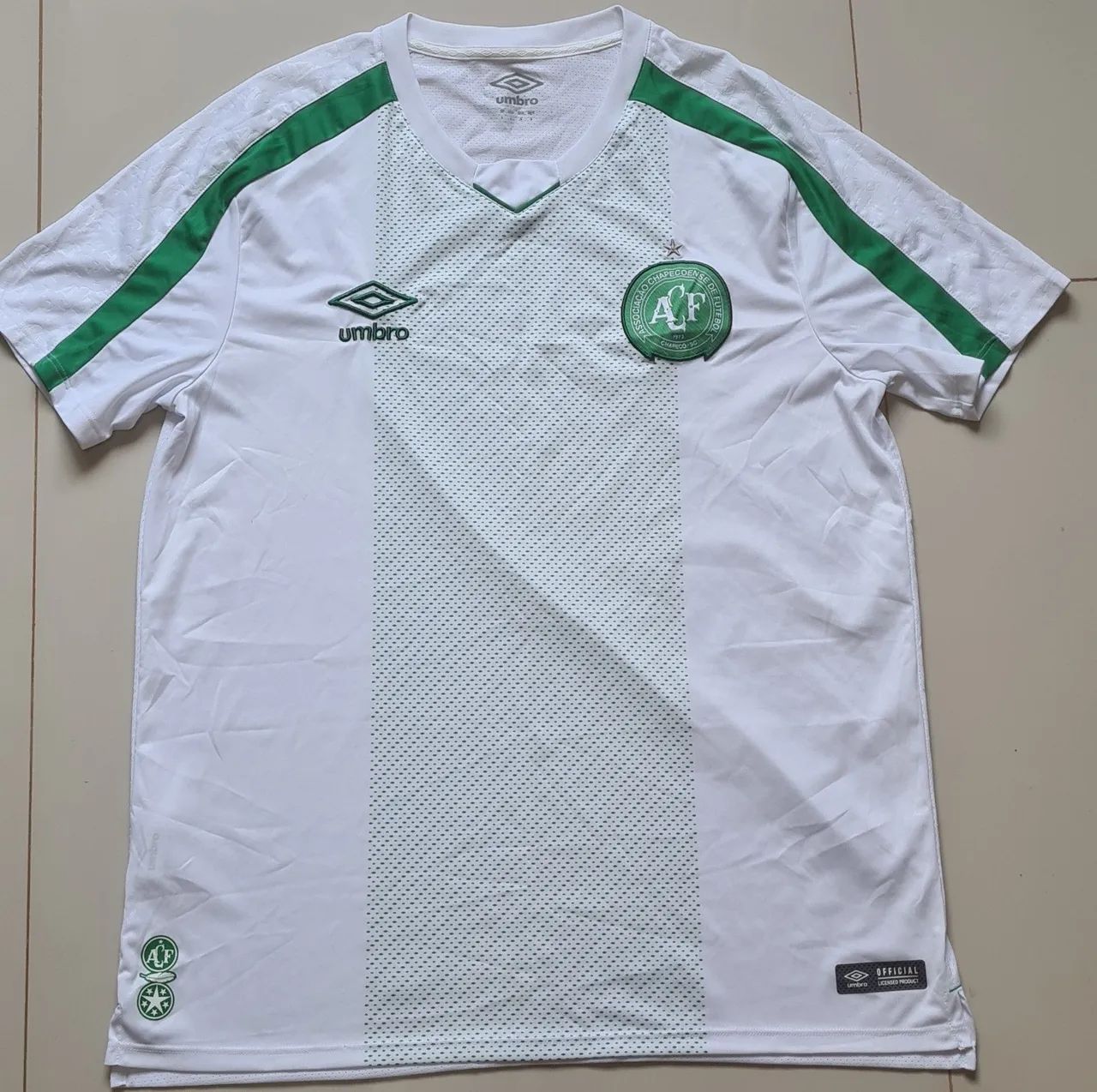 Camisa Chapecoense Umbro Branca