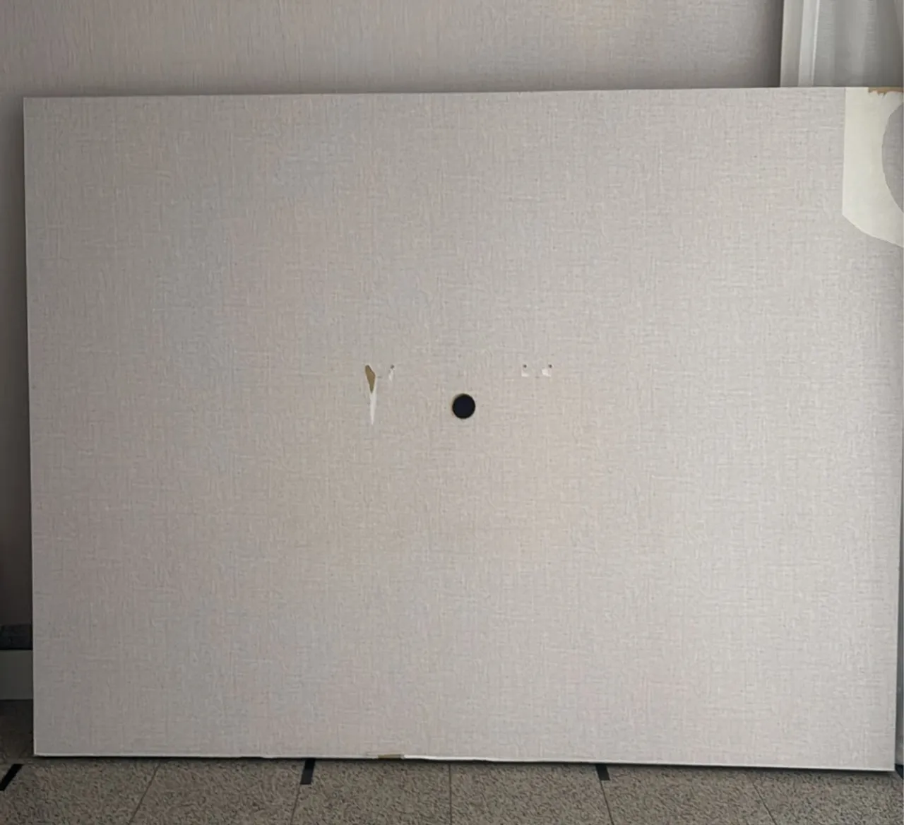 Placa de MDF com furo para TV