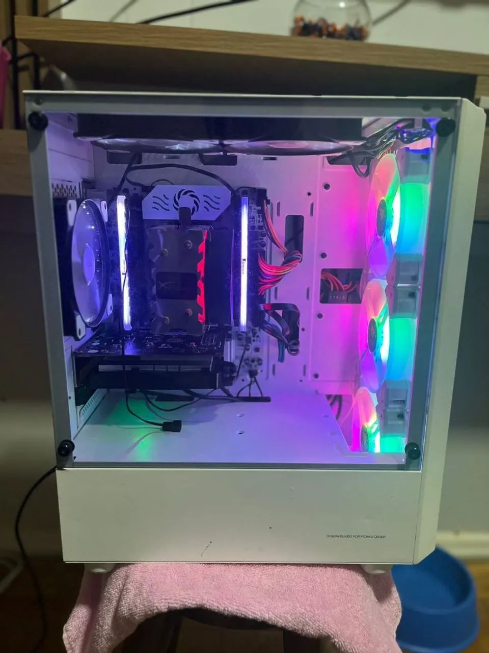 Full White Gaming PC64529512470274122