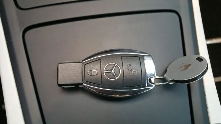 Mercedes B200 Sport ótimo estado de conservação e nunca batida - Foto 2