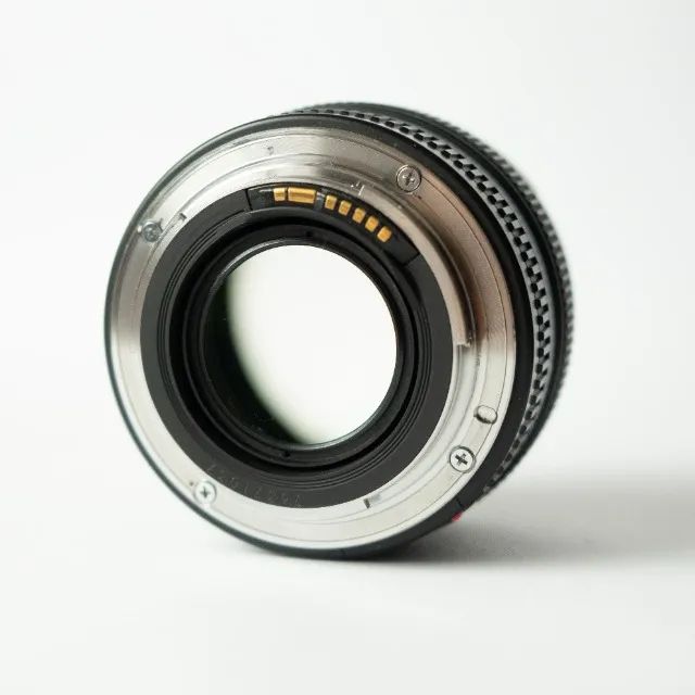 Lente Canon 50mm f1.4 - full-frame - Usada - Foto 5