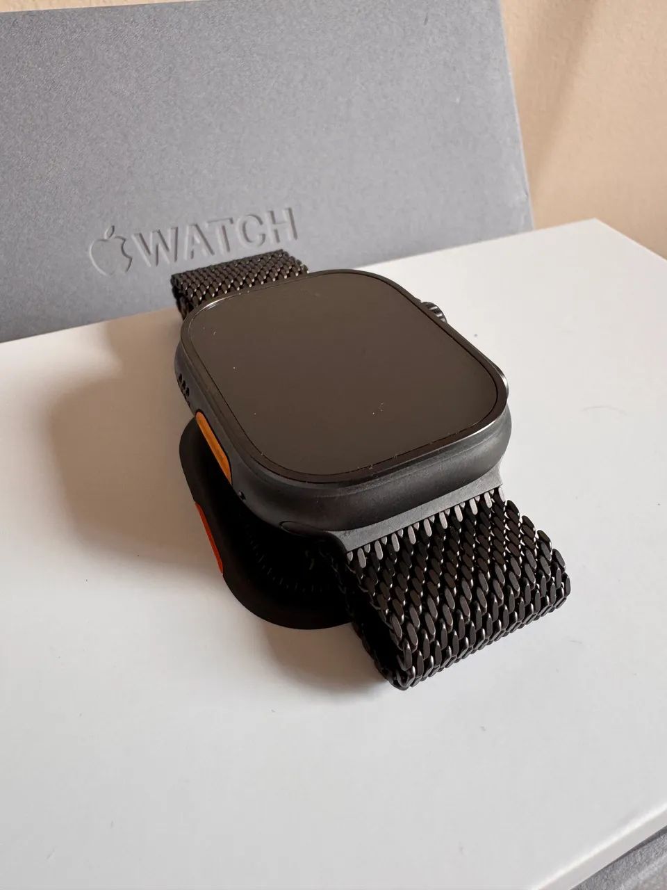 Apple Watch Ultra 2 49mm Black Titanium/Black Titanium Milanese