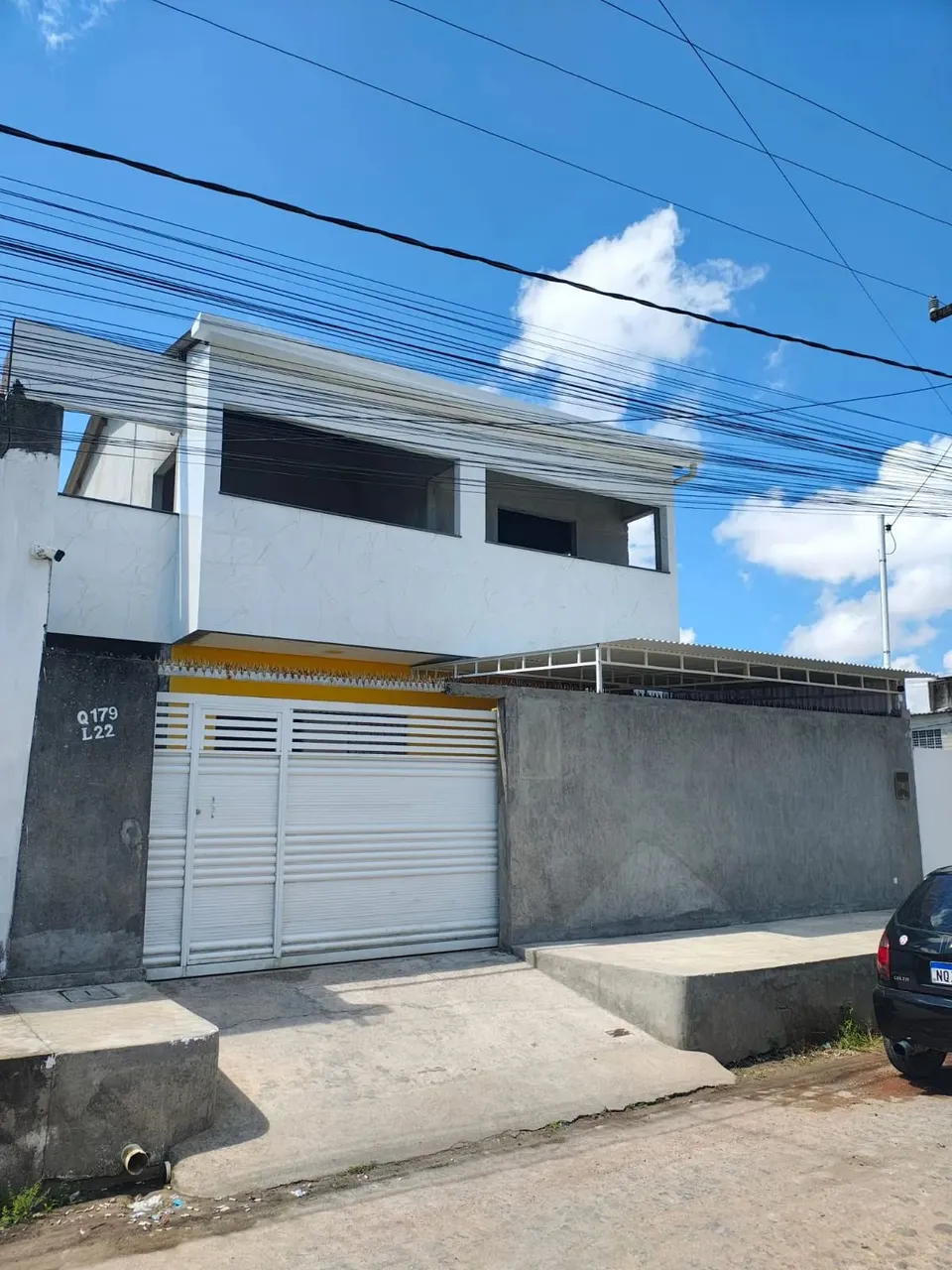 Vendo 2 Casas, térreo e 1 andar com 4 quartos