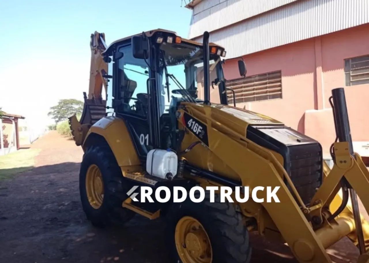 Retroescavadeira Caterpillar 416F2 2017 - Foto 2