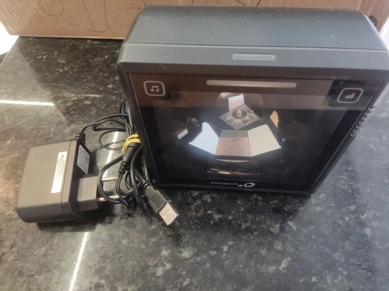 LEITOR DE CÓDIGO DE BARRAS BEMATECH ÁQUILA S3200