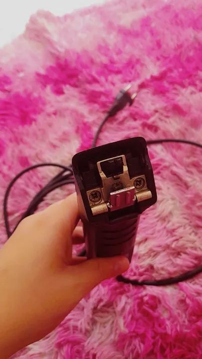Máquina de tosa PROFISSIONAL andis agc  - Foto 2