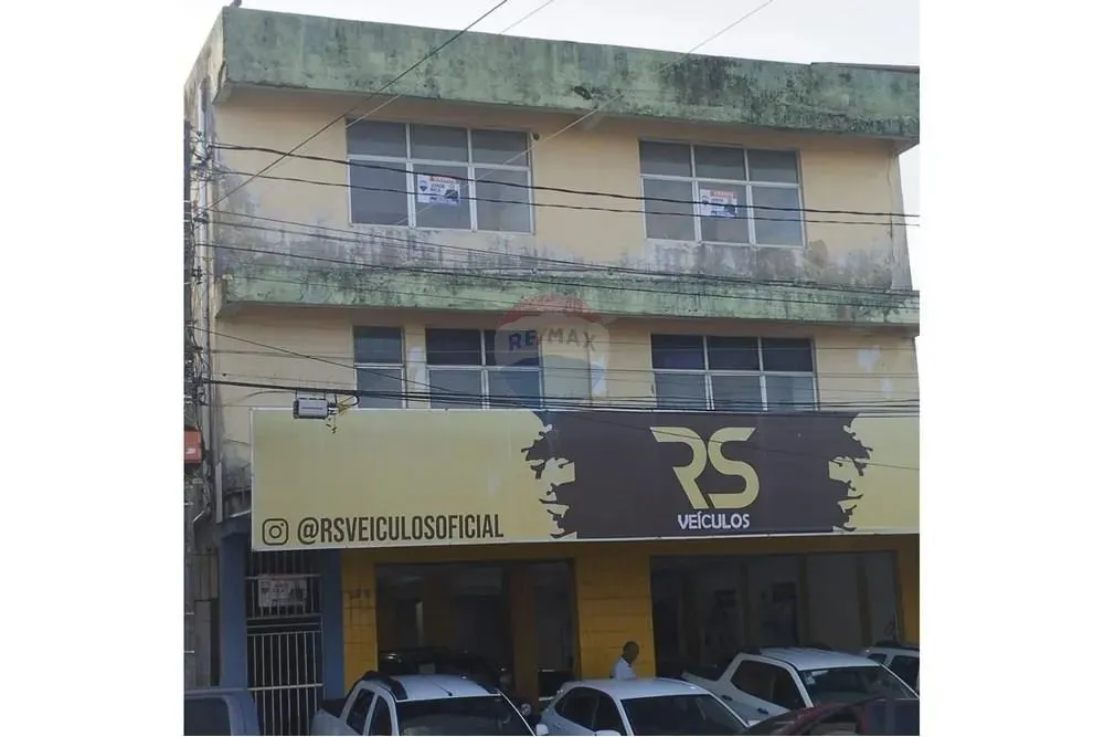 Prédio Comercial Avenida 6 com 8 salas