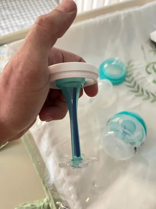 Kit Mamadeiras Tommee Tippee Advanced 260ml - Verde Azulado - Foto 2