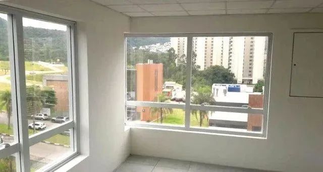 Sala à venda em Santana de Parnaíba, Alphaville, com 39 m² - Foto 4
