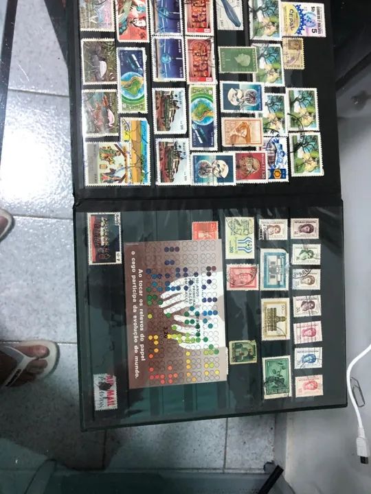 Coleção de selos antigos da década de 70 - Foto 5
