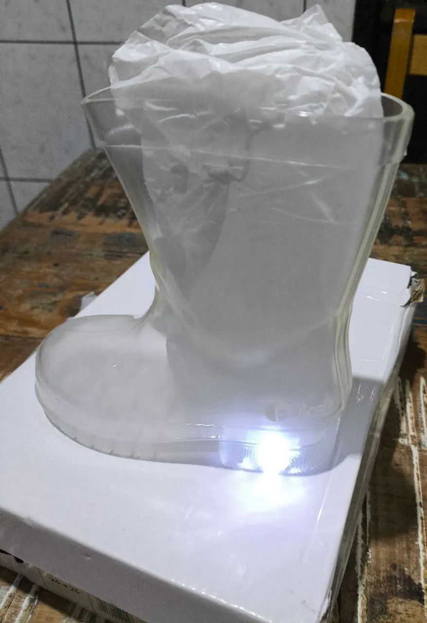 Galocha Transparente Com LED Unissex Kids PUKET - Foto 4