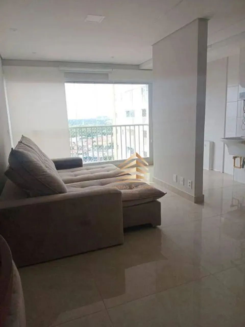Apartamento 2 vagas de Garagem Coberta