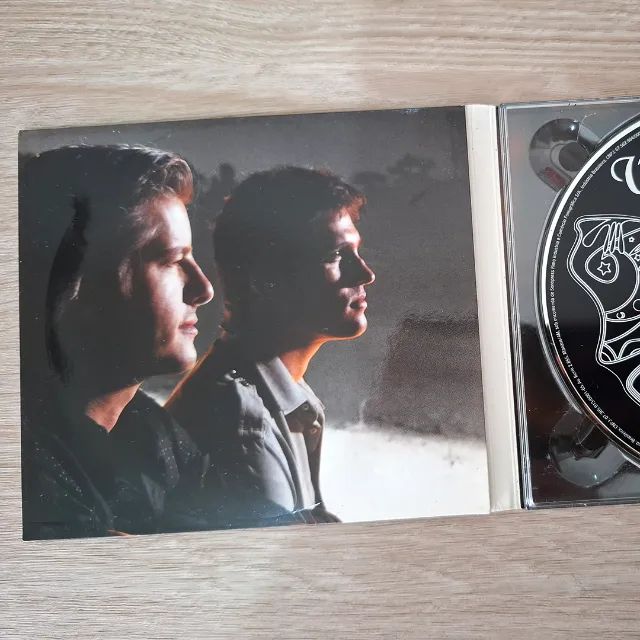 CD: Borboletas - Victor e Leo - Foto 3