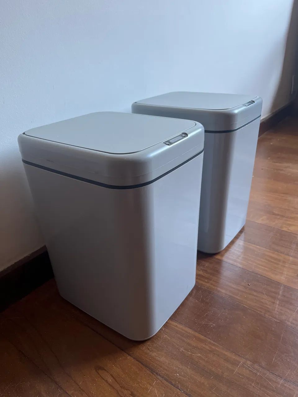 Lixeiras automáticas com sensor novinhas! - Foto 3