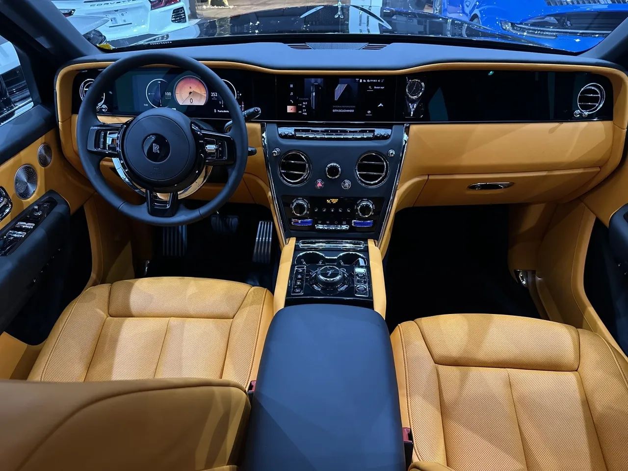Rolls-Royce Cullinan 6.7 V12 Aut., foto 2 de 10