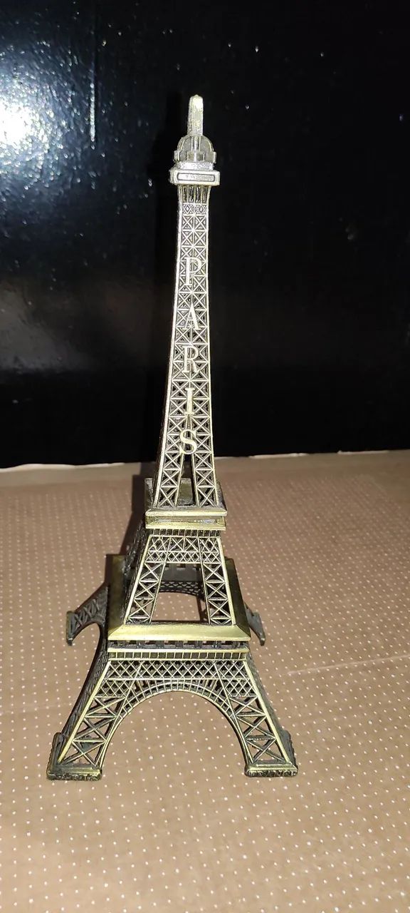 Três Torres Eiffel de Paris! - Foto 3