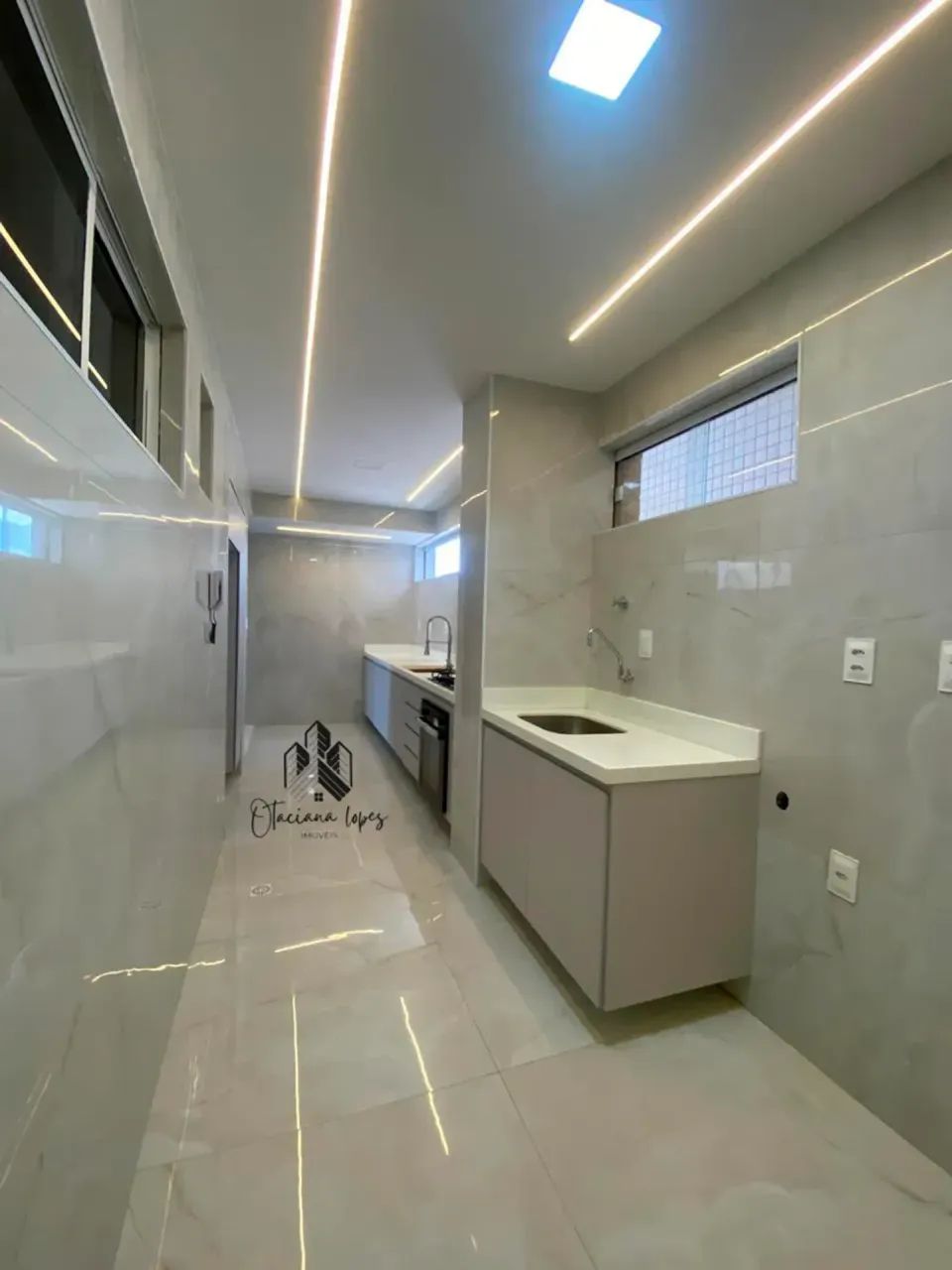Foto do anúncio de Imóvel para aluguel possui 150 metros quadrados com 3 quartos em Mucuripe - Fortaleza - CE em Mucuripe, Fortaleza